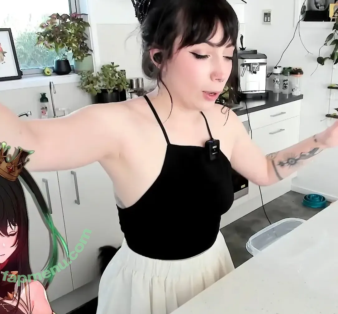 Layna Lazar nude photo #0159 (LaynaLazar)