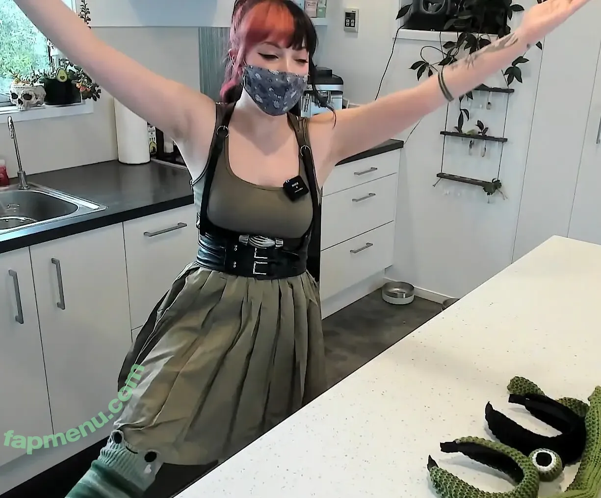 Layna Lazar nude photo #0181 (LaynaLazar)