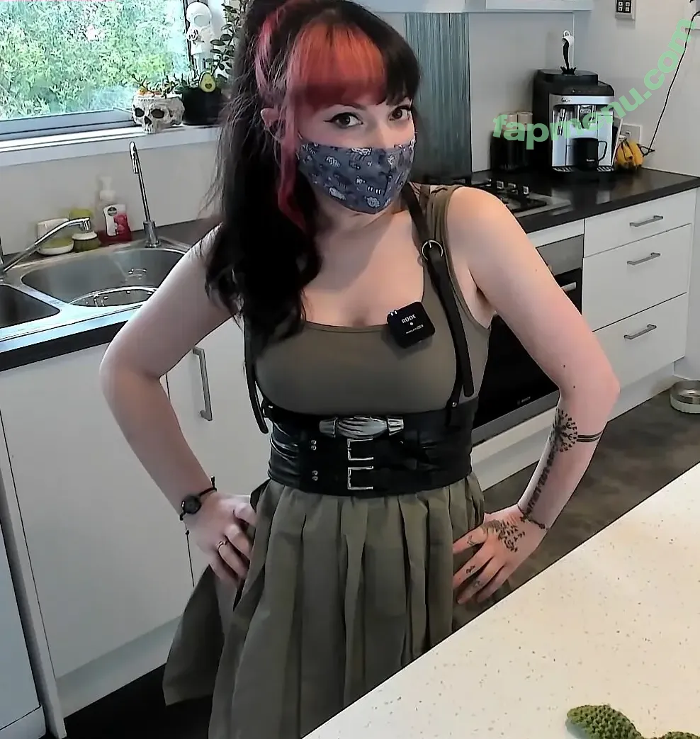 Layna Lazar nude photo #0183 (LaynaLazar)