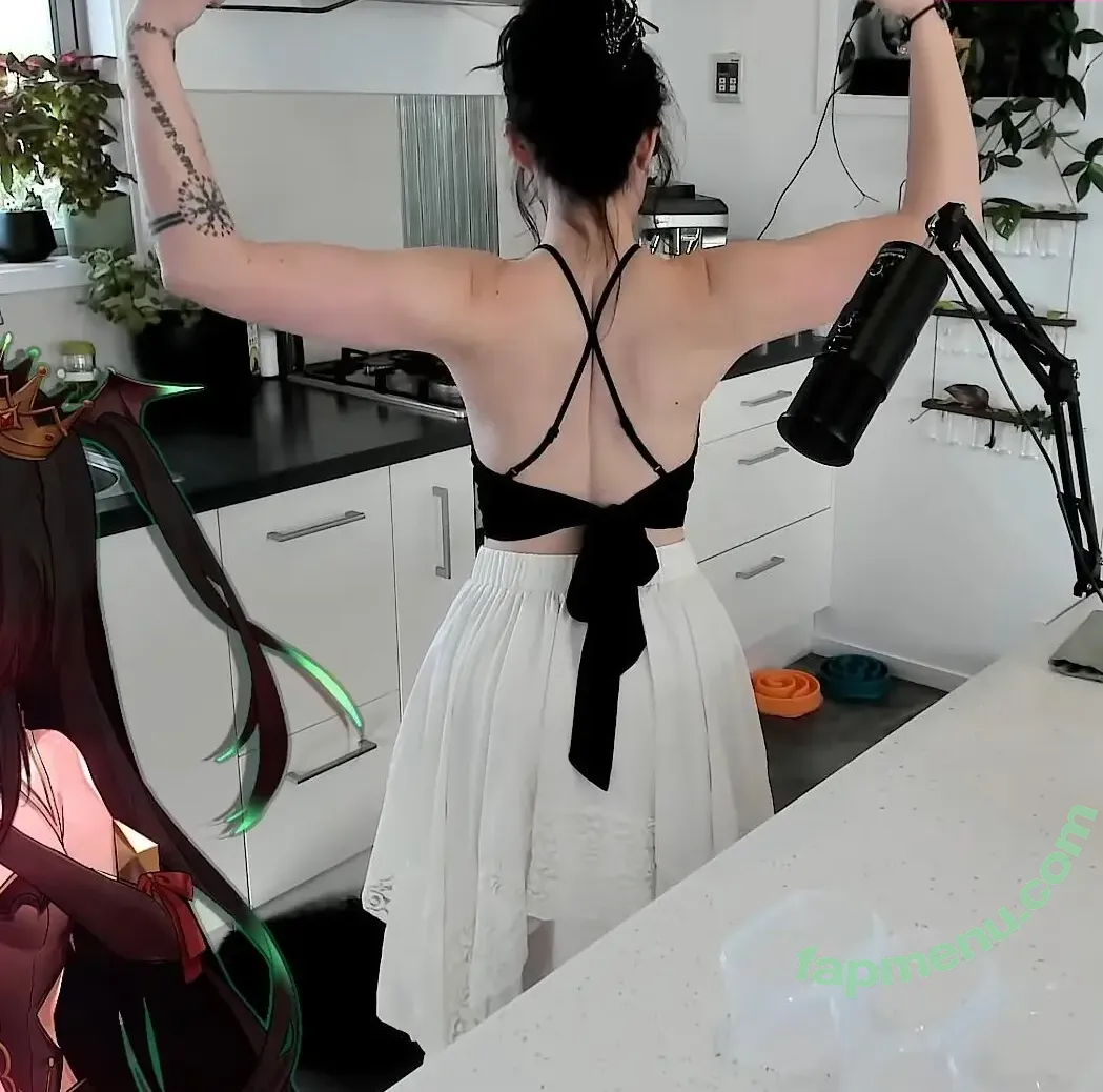 Layna Lazar nude photo #0198 (LaynaLazar)