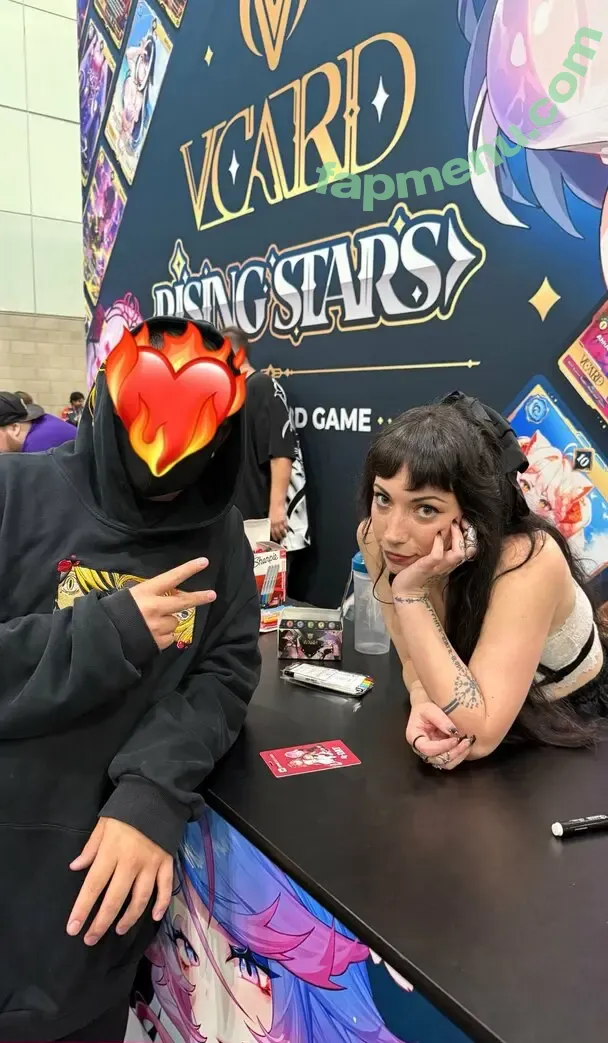 Layna Lazar nude photo #0275 (LaynaLazar)