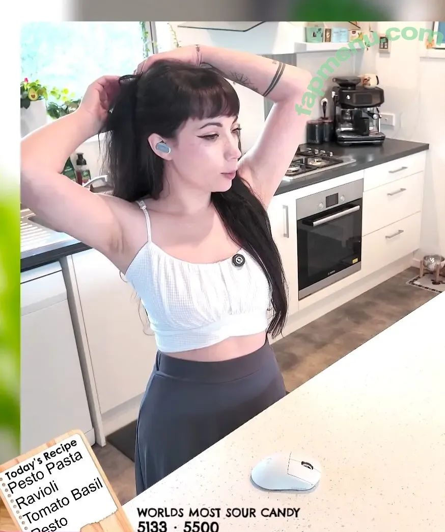 Layna Lazar nude photo #0353 (LaynaLazar)