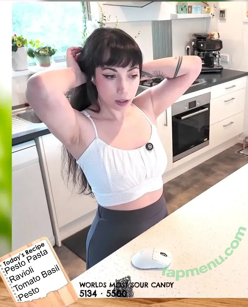 Layna Lazar nude photo #0354 (LaynaLazar)