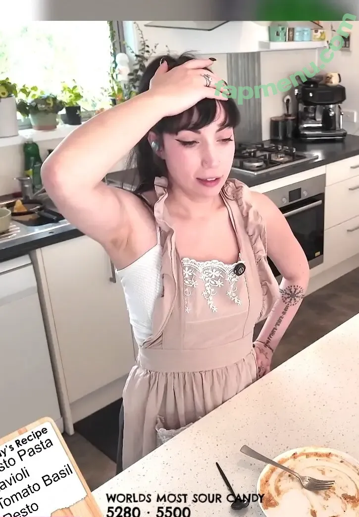 Layna Lazar nude photo #0378 (LaynaLazar)