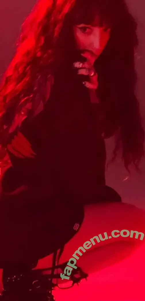 Layna Lazar nude photo #0379 (LaynaLazar)