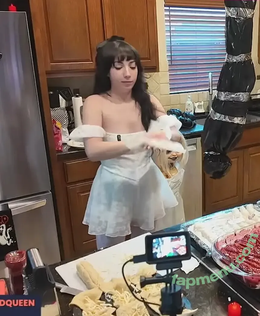 Layna Lazar nude photo #0422 (LaynaLazar)