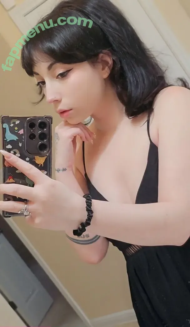 Layna Lazar nude photo #0425 (LaynaLazar)