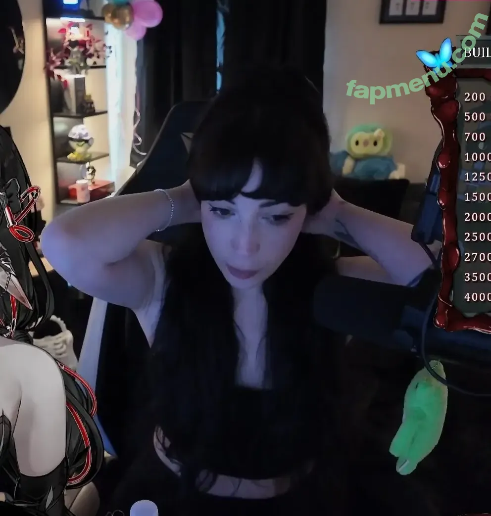 Layna Lazar nude photo #0427 (LaynaLazar)