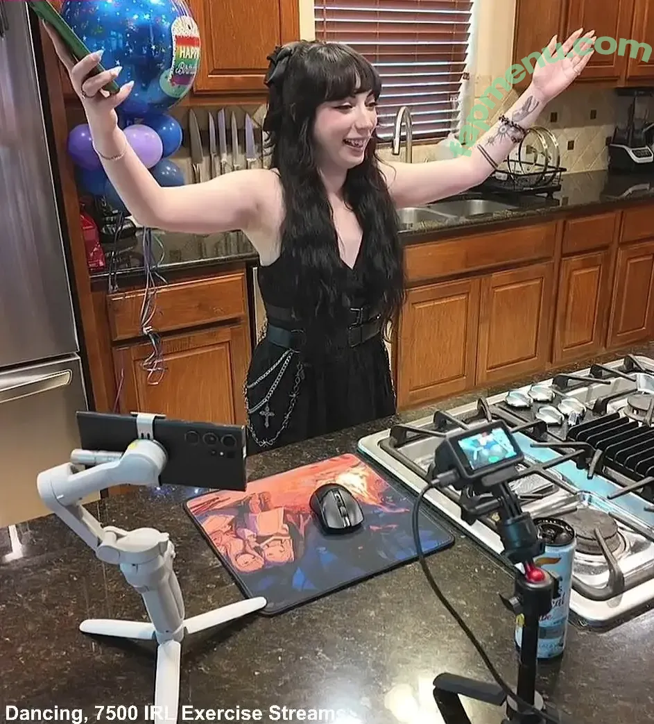 Layna Lazar nude photo #0436 (LaynaLazar)