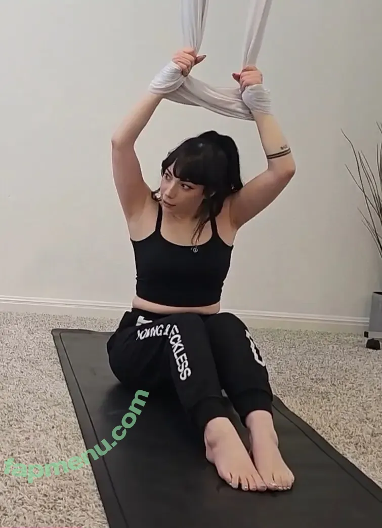 Layna Lazar nude photo #0467 (LaynaLazar)