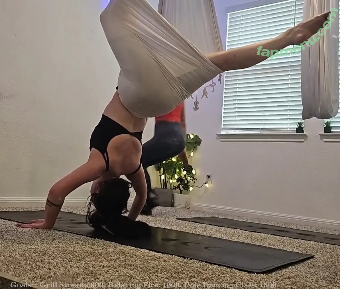 Layna Lazar nude photo #0471 (LaynaLazar)