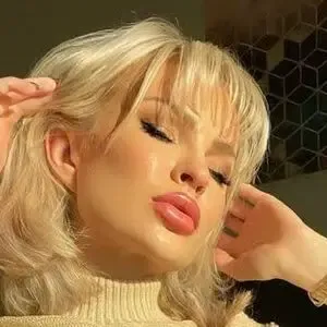 laynaboo / _laynatime / layna.me nude photo #0004