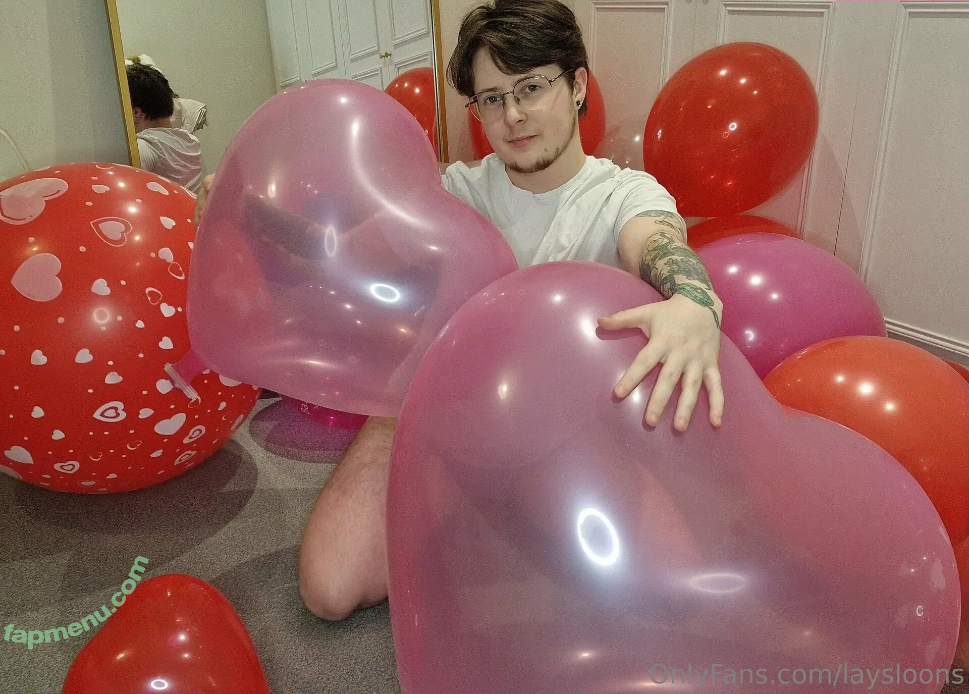 laysloons nude photo #0009 (laysloons)