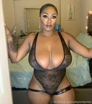 Layton Benton / Mslaytonbenton / reallaytonbenton nude photo #0009