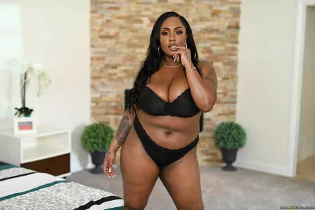 Layton Benton / Mslaytonbenton / reallaytonbenton nude photo #0101