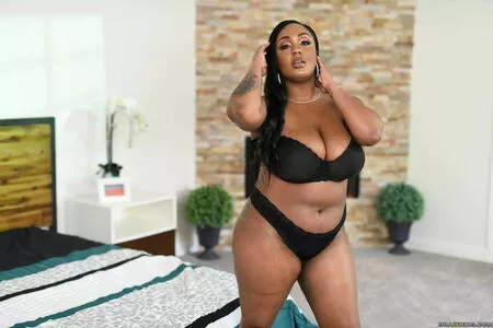 Layton Benton / Mslaytonbenton / reallaytonbenton nude photo #0102