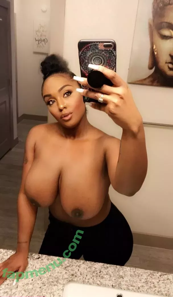 Layton Benton nude photo #0012 (Mslaytonbenton / reallaytonbenton)