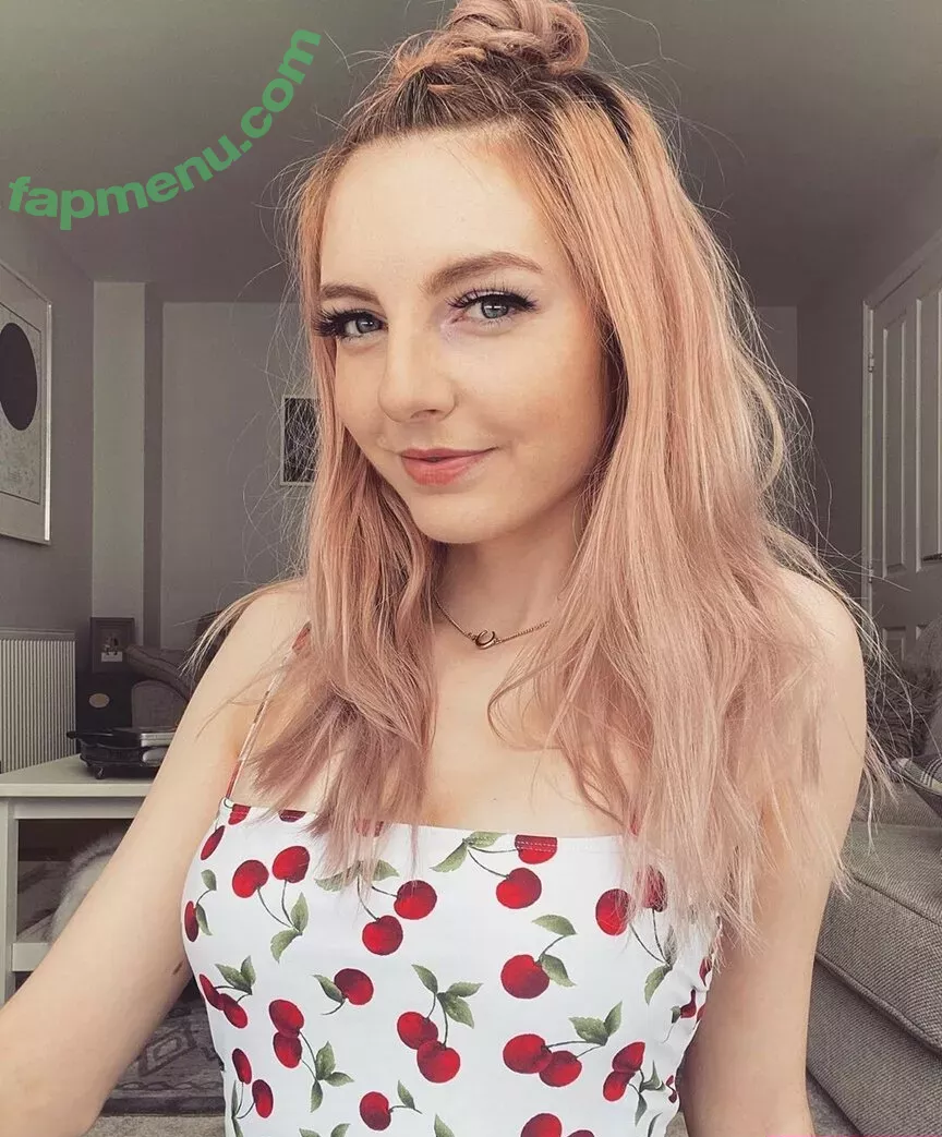 LDShadowLady nude photo #0001 (LDShadowLady)