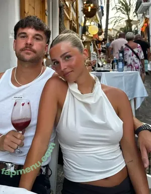 Lea Breuer / leabreuerr nude photo #0223