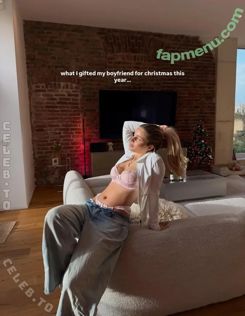 Lea Breuer nude photo #0271 (leabreuerr)