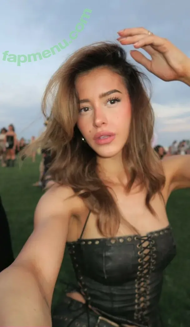 Lea Elui nude photo #0909 (LeaElui)
