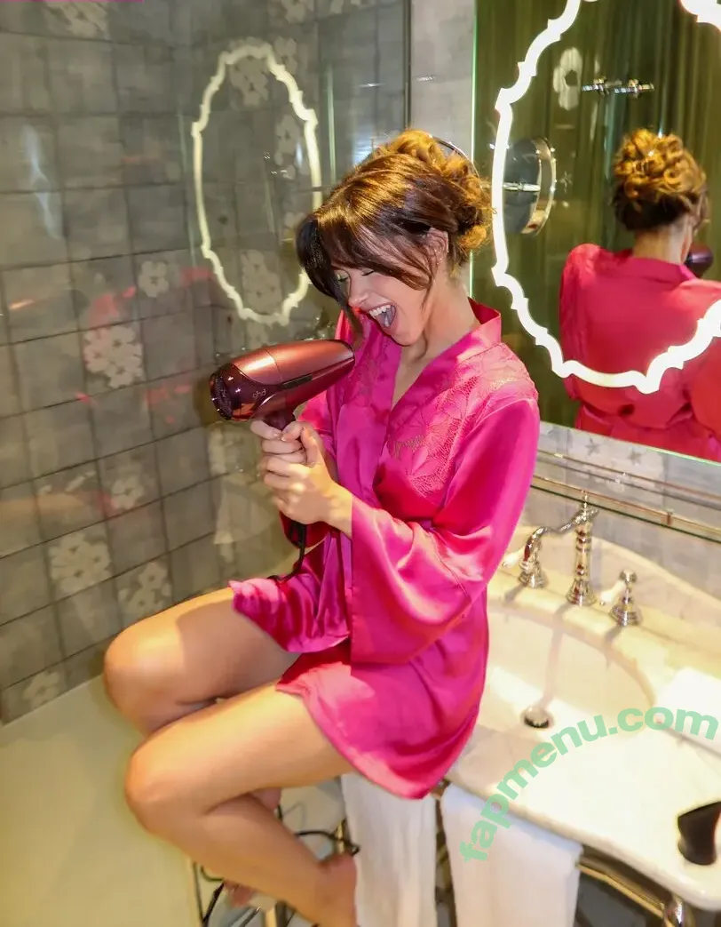 Lea Elui nude photo #1062 (LeaElui)