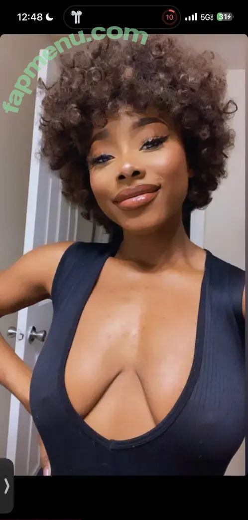 Lea'h Sampson nude photo #0049 (leeleesimpson)