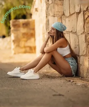 Lea Katharina Maria / Leakatharinamaria nude photo #0425