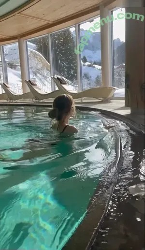 Lea Katharina Maria / Leakatharinamaria nude photo #0489