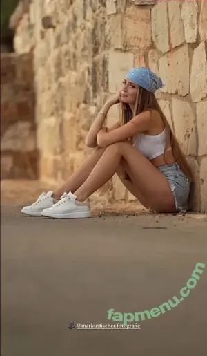 Lea Katharina Maria / Leakatharinamaria nude photo #0632