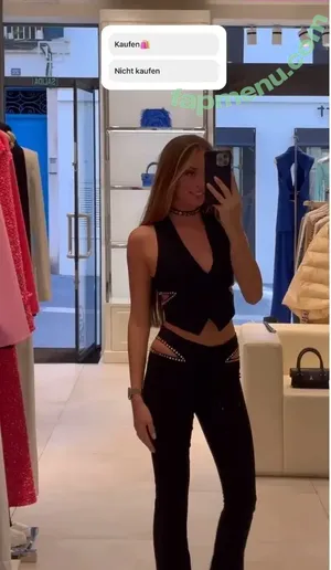 Lea Katharina Maria / Leakatharinamaria nude photo #0746