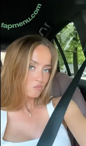 Lea Katharina Maria / Leakatharinamaria nude photo #0867