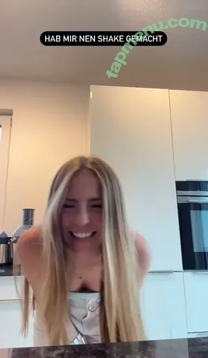 Lea Katharina Maria / Leakatharinamaria nude photo #0878