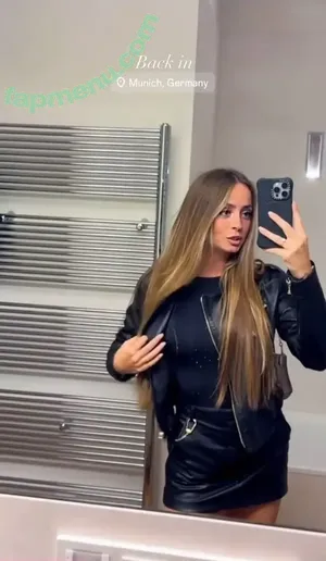 Lea Katharina Maria / Leakatharinamaria nude photo #0881