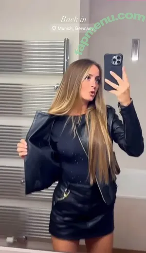 Lea Katharina Maria / Leakatharinamaria nude photo #0882