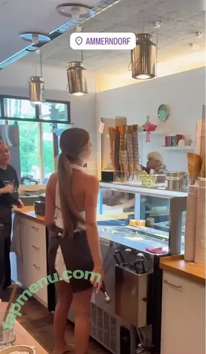 Lea Katharina Maria / Leakatharinamaria nude photo #0935