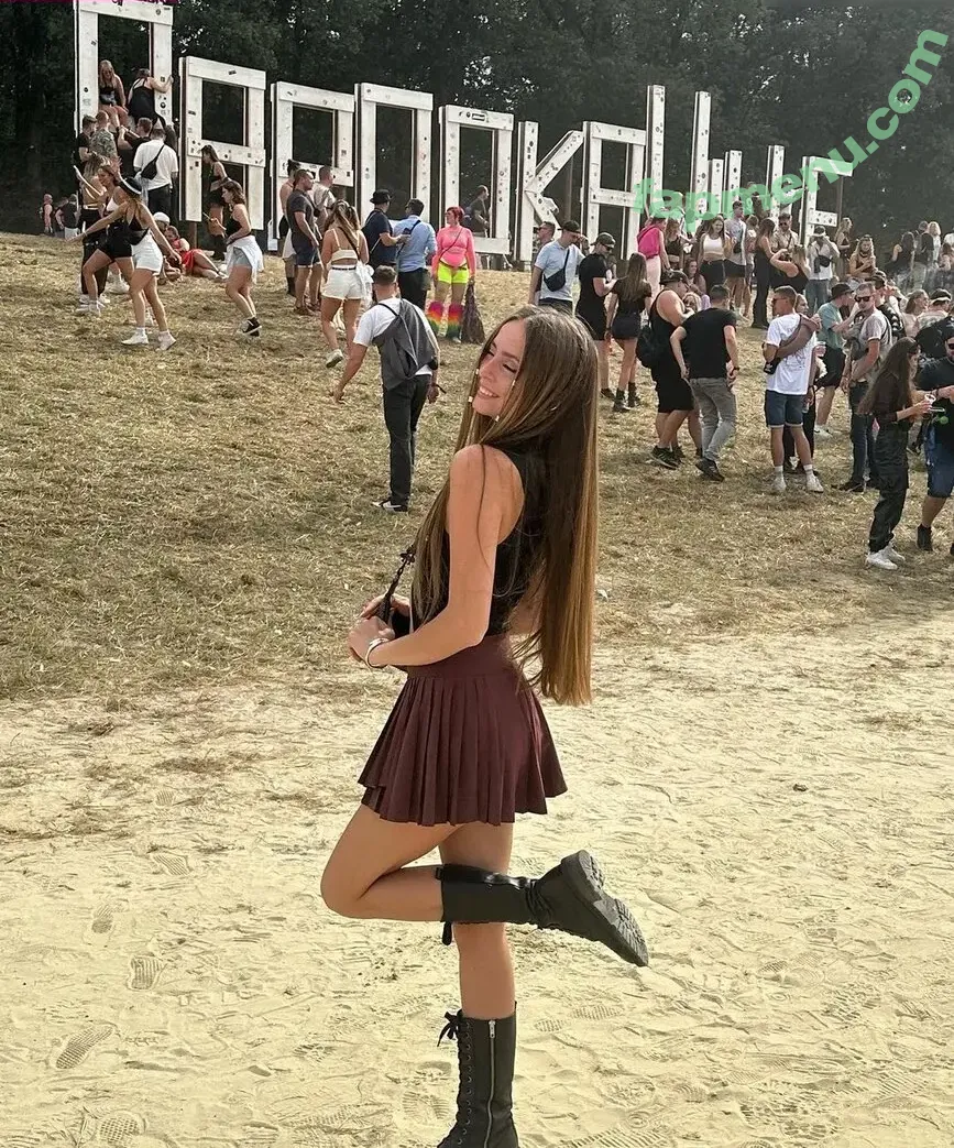 Lea Katharina Maria nude photo #0168 (Leakatharinamaria)