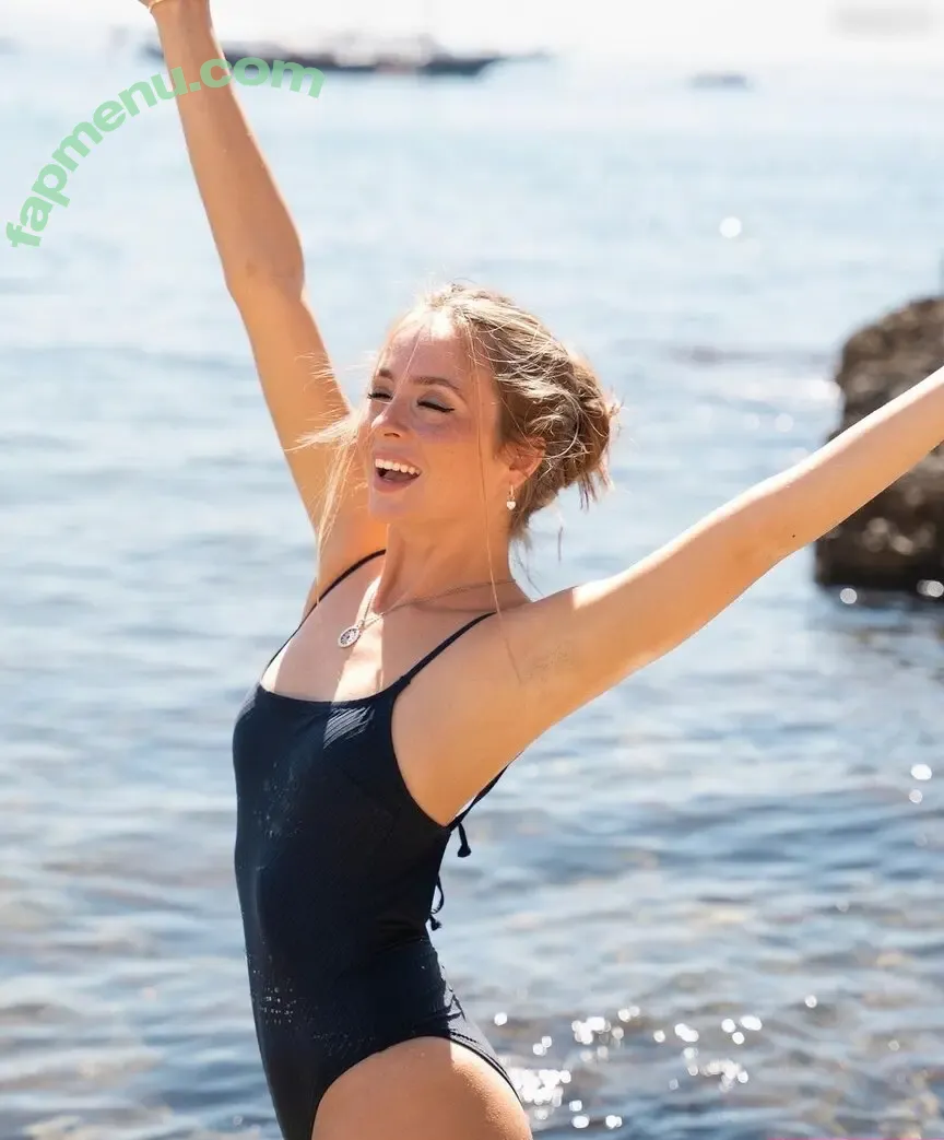 Lea Katharina Maria nude photo #0334 (Leakatharinamaria)