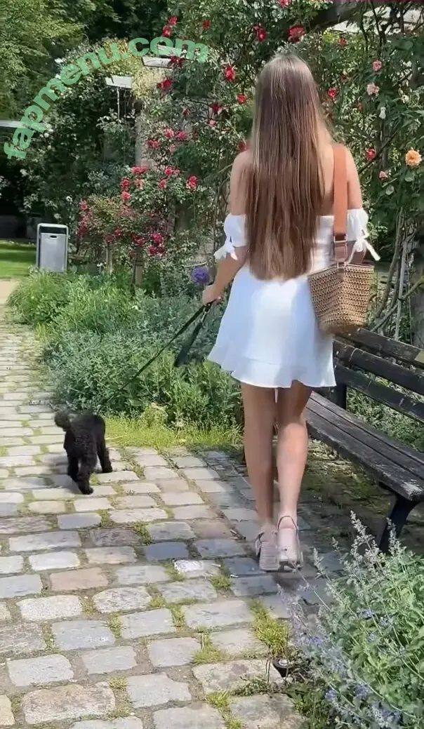 Lea Katharina Maria nude photo #0921 (Leakatharinamaria)