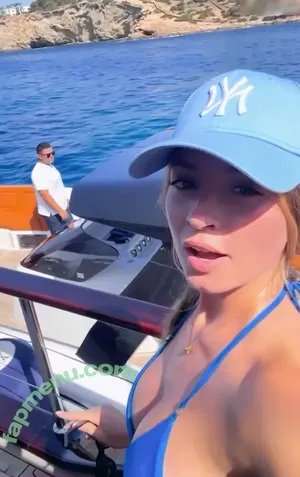 Lea Katharina Maria / Leakatharinamaria nude photo #1186