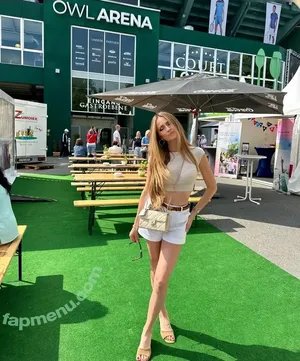 Lea Katharina Maria / Leakatharinamaria nude photo #1979