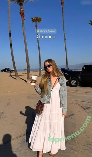 Lea Katharina Maria / Leakatharinamaria nude photo #1989