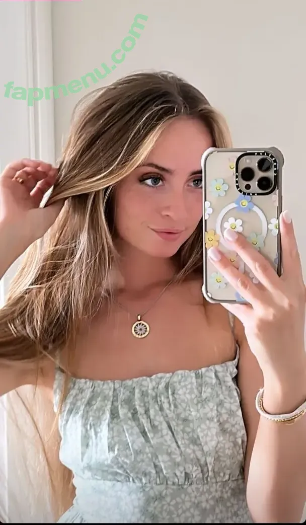 Lea Katharina Maria nude photo #1129 (Leakatharinamaria)