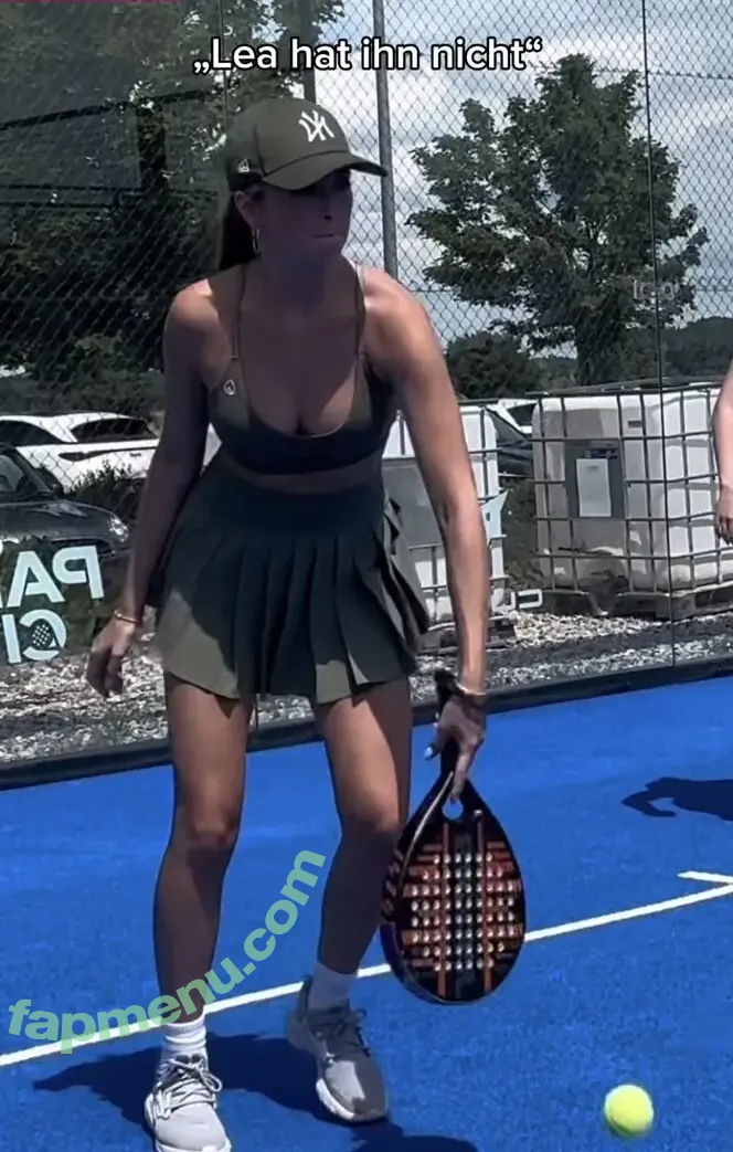 Lea Katharina Maria nude photo #1139 (Leakatharinamaria)