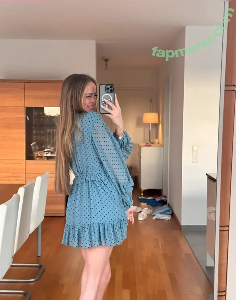 Lea Katharina Maria nude photo #1776 (Leakatharinamaria)