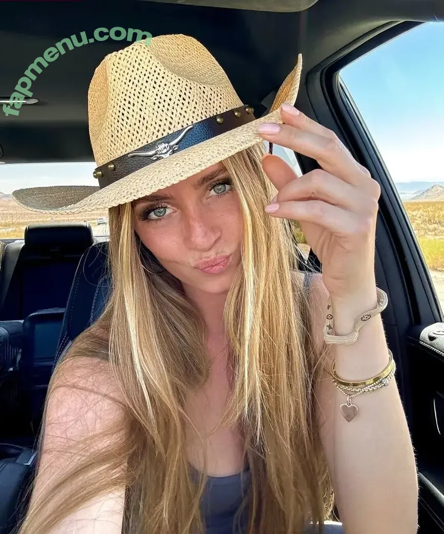 Lea Katharina Maria nude photo #1813 (Leakatharinamaria)