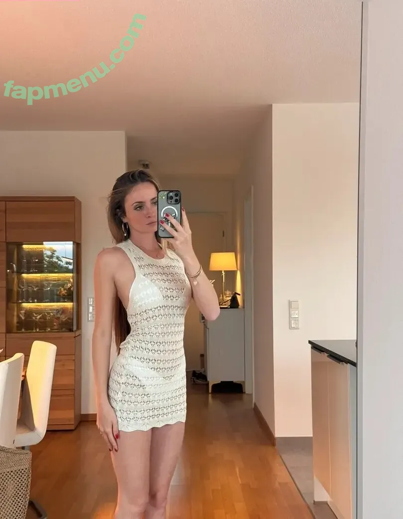 Lea Katharina Maria nude photo #1924 (Leakatharinamaria)