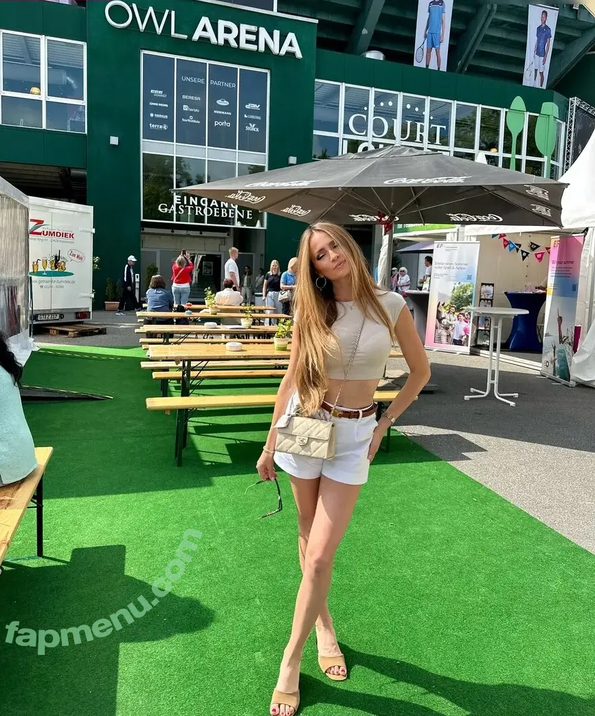 Lea Katharina Maria nude photo #1979 (Leakatharinamaria)