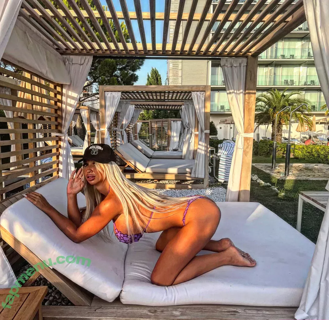 Lea Keler nude photo #0138 (lea.keler / leaa.keler)