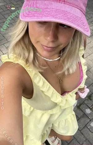 Lea Keller / leak.ll.r nude photo #0270